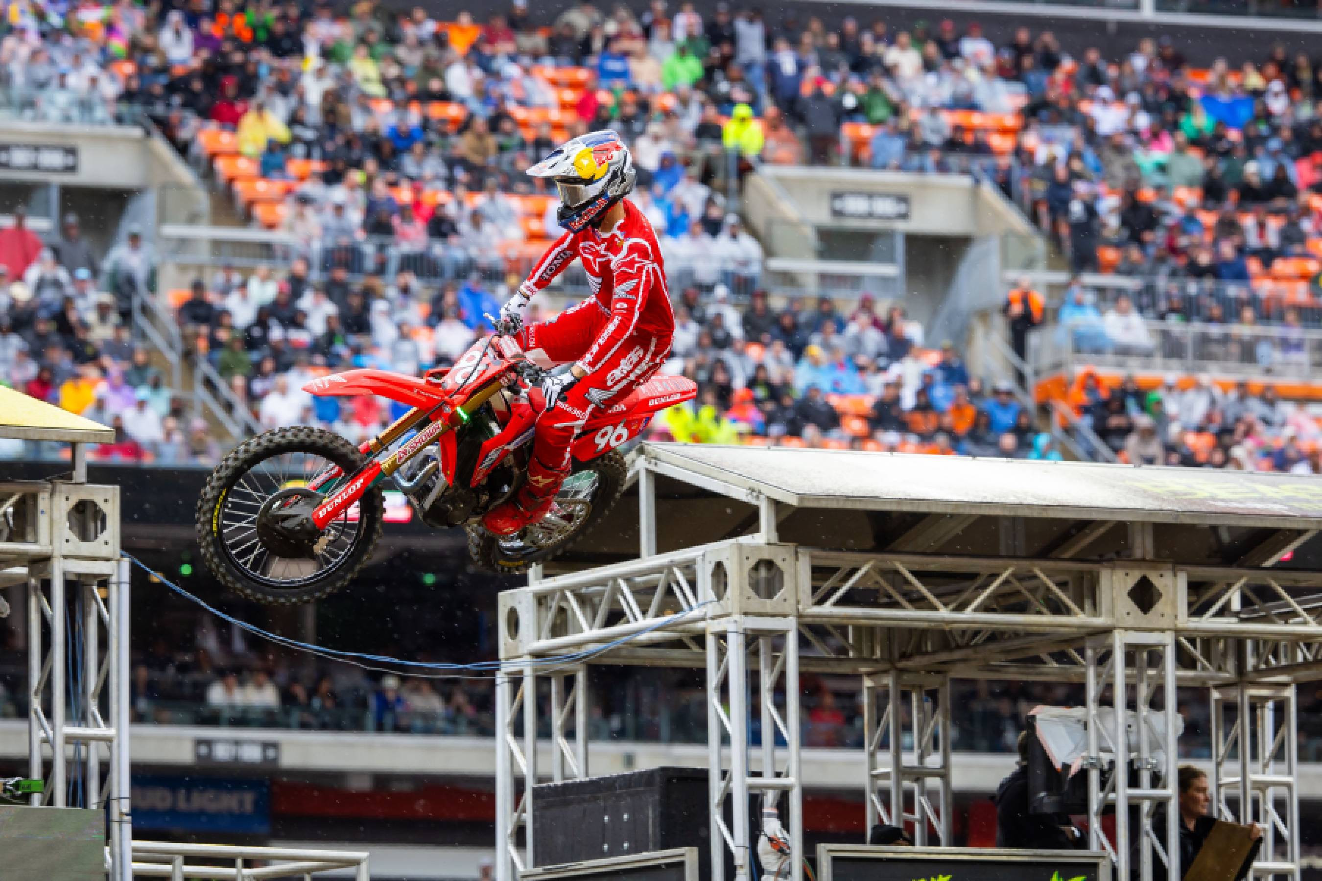 Hunter Lawrence Retains Championship Lead Following Challenging Cleveland Triple Crown Supercross