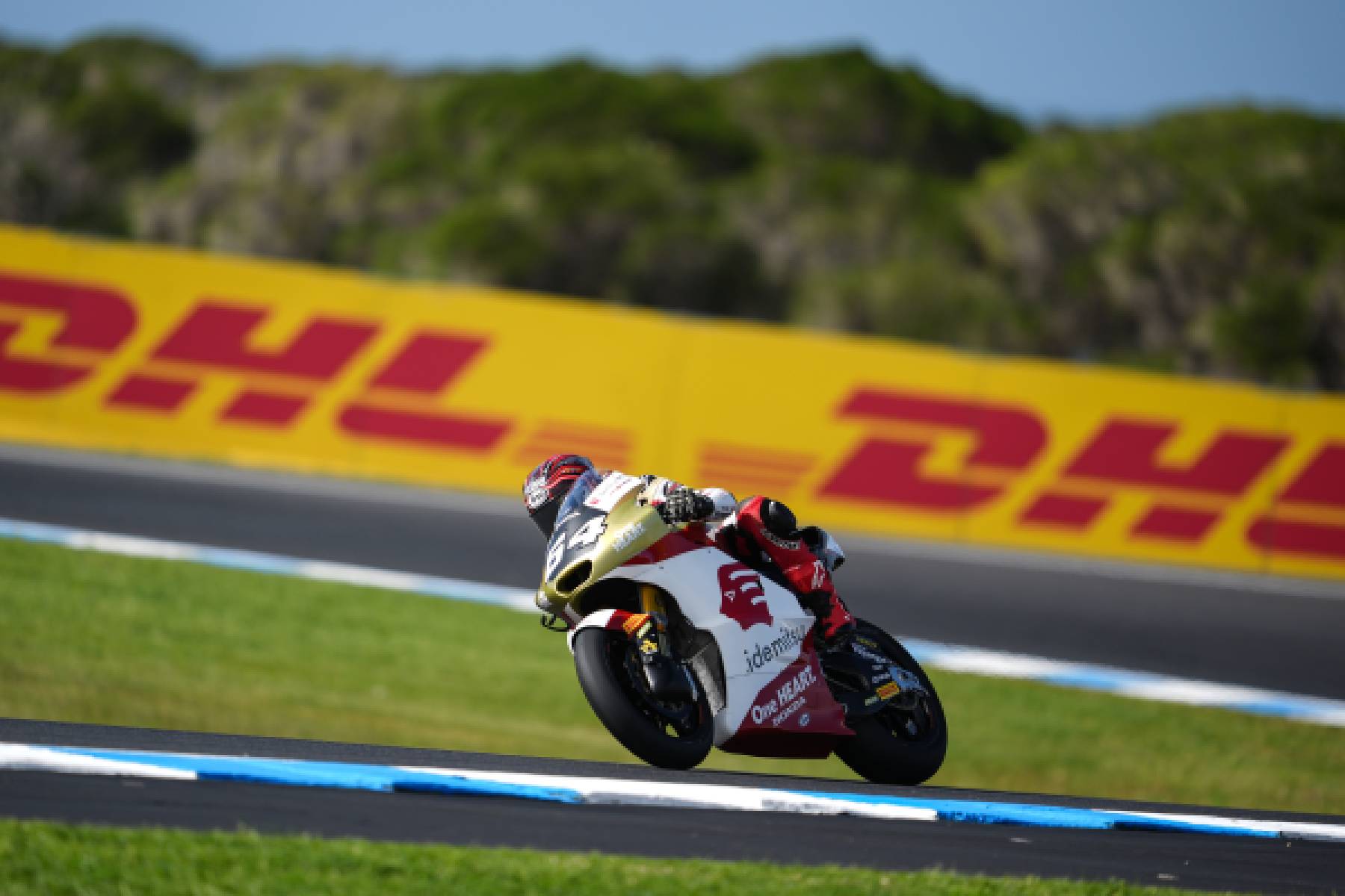 Strong Morning but Difficult Qualifying for IDEMITSU Honda Team Asia in Phillip Island
