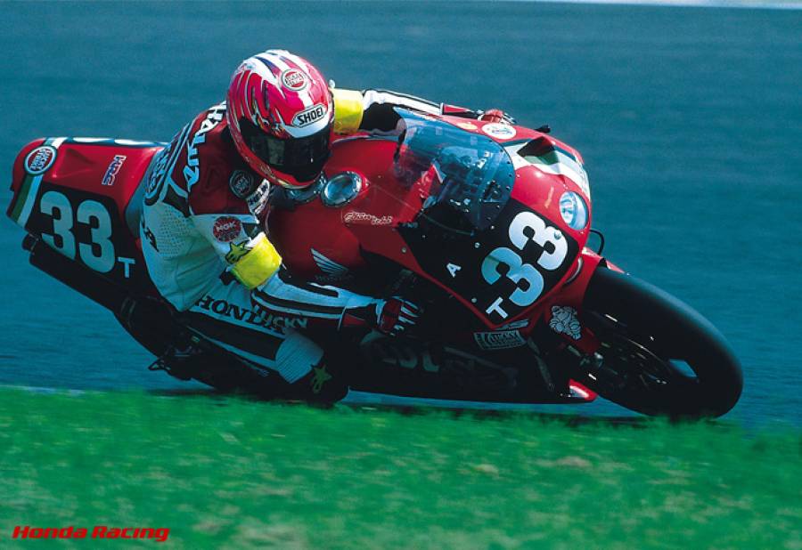 1998 RVF/RC45