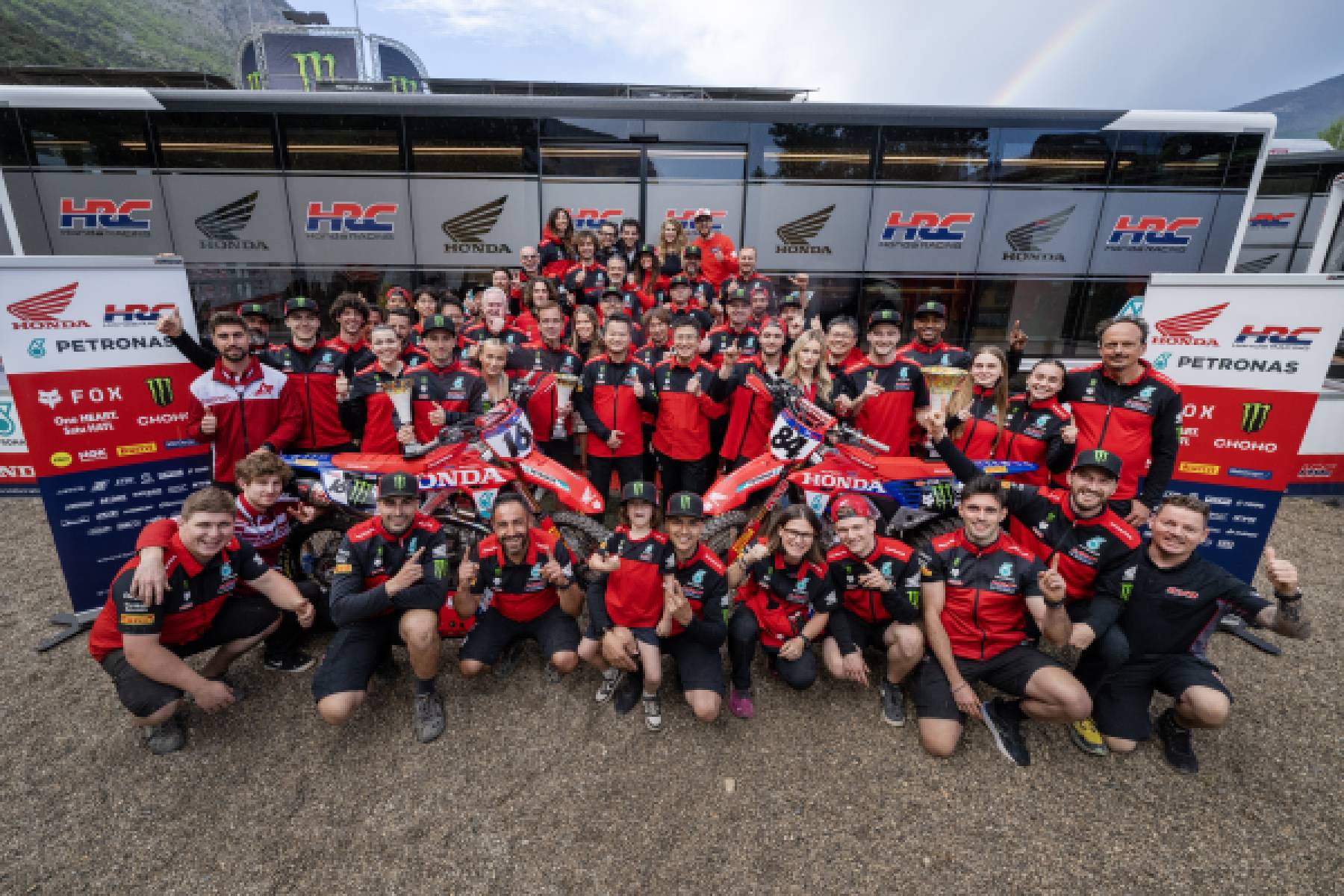 Superb Herlings wins in Trentino after epic passing performance