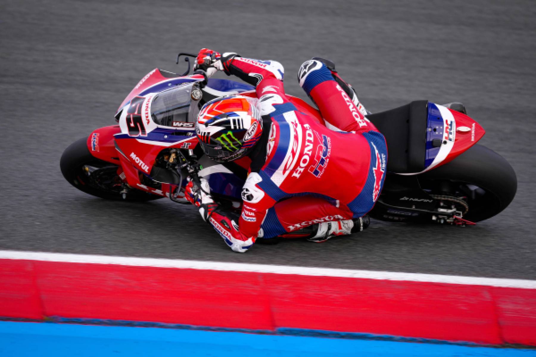 An FP3 crash sidelines Chantra for Race 1 while Rea remains focused on the work ahead