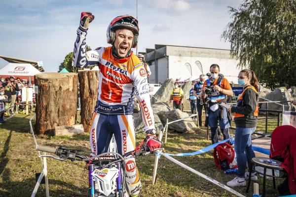 Video: 2020 as viewed by Repsol Honda Trial Team